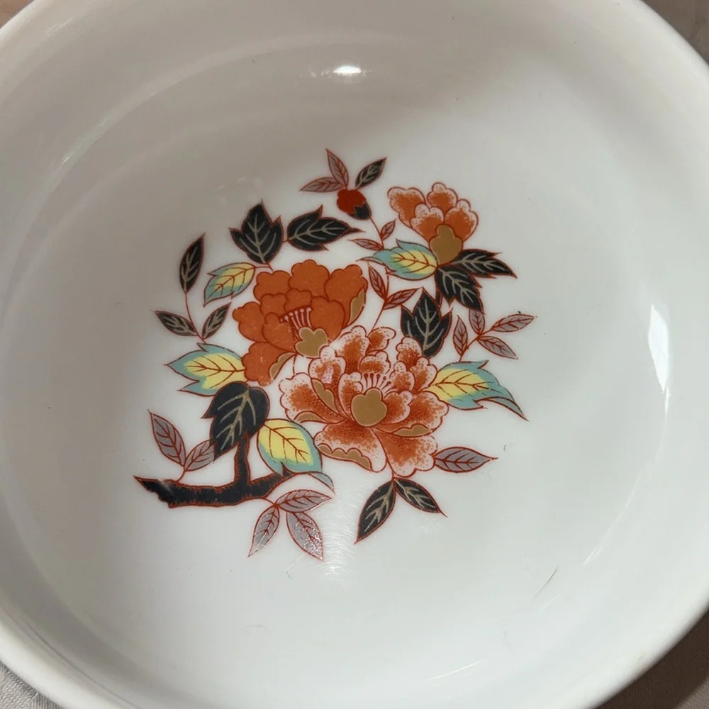Set of 2 Asian Inspired Floral Design Bowls